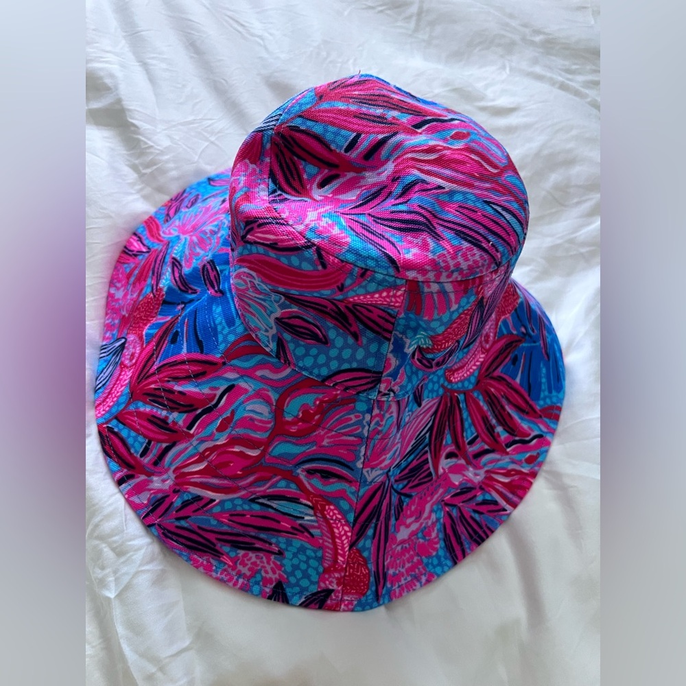 Lilly Pulitzer Pink and White Bucket Hat